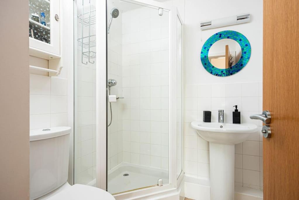 Roseberry Cottage - Lower Mill Estate Somerford Keynes Екстер'єр фото