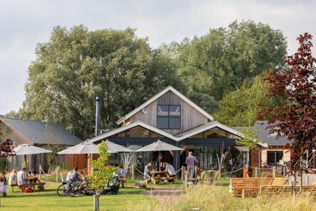 Roseberry Cottage - Lower Mill Estate Somerford Keynes Екстер'єр фото